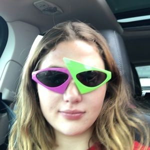 Meet your Posher, Olivia